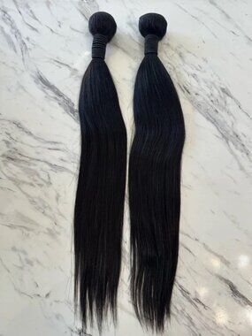 20” Black Human Hair Blend Weft Extensions – Soft Straight Bundles
